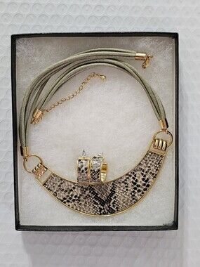 Immitation Python Bib Choker Necklace & Earrings Set